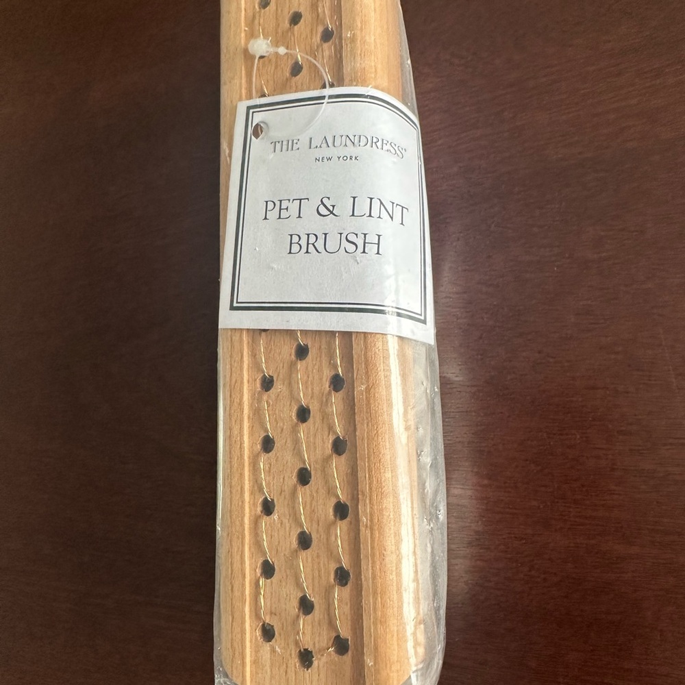 The Laundress Pet & Lint Brush